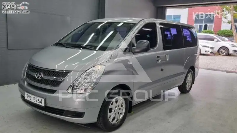 2013 Hyundai Starex