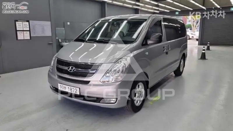 2013 Hyundai Starex
