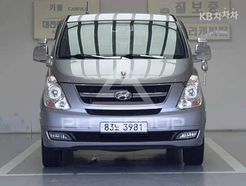 2013 Hyundai Starex