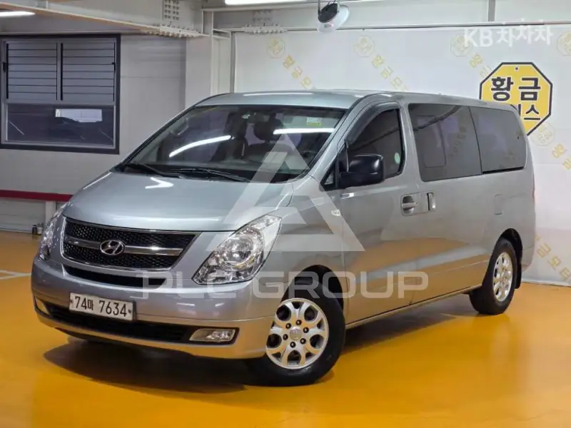 2013 Hyundai Starex