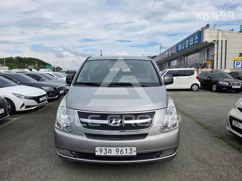 2013 Hyundai Starex