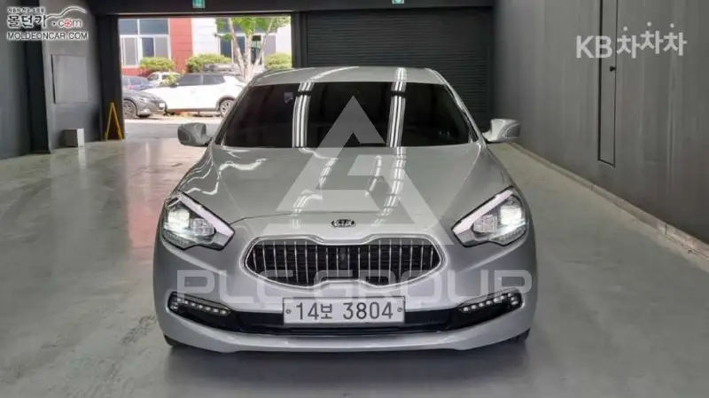 2013 KIA K9
