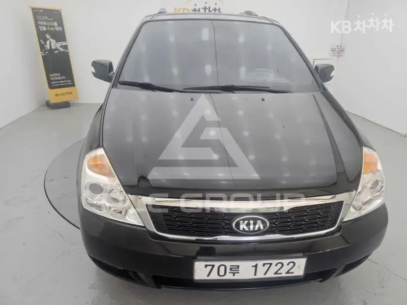 2013 KIA Carnival