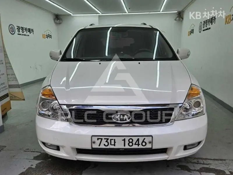 2013 KIA Carnival