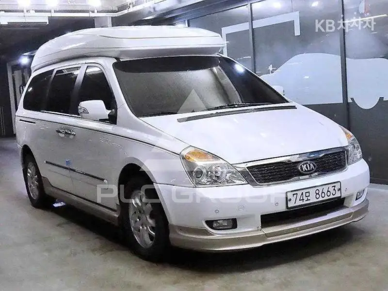 2013 KIA Carnival