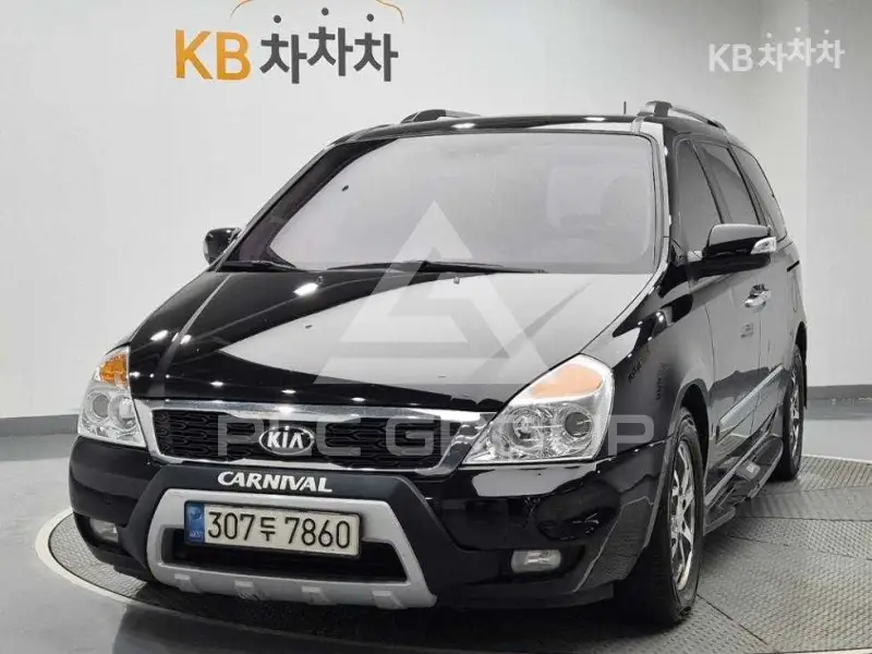2013 KIA Carnival