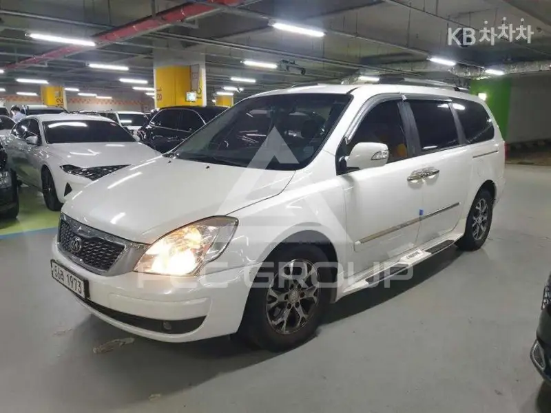 2013 KIA Carnival