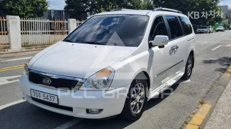 2013 KIA Carnival