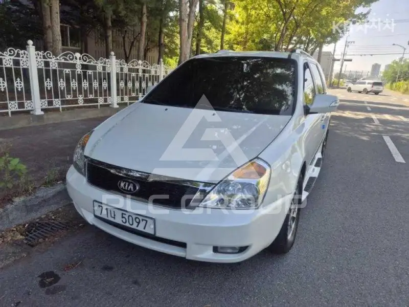 2013 KIA Carnival