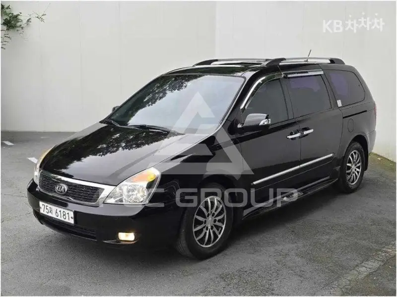2013 KIA Carnival