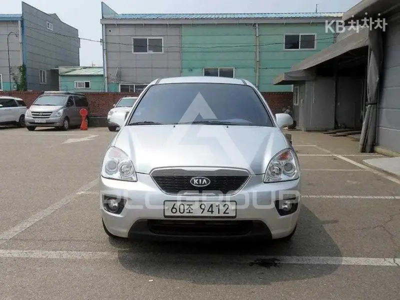 2013 KIA Carens