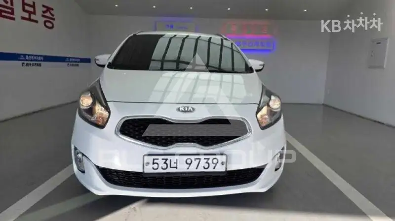 2013 KIA Carens