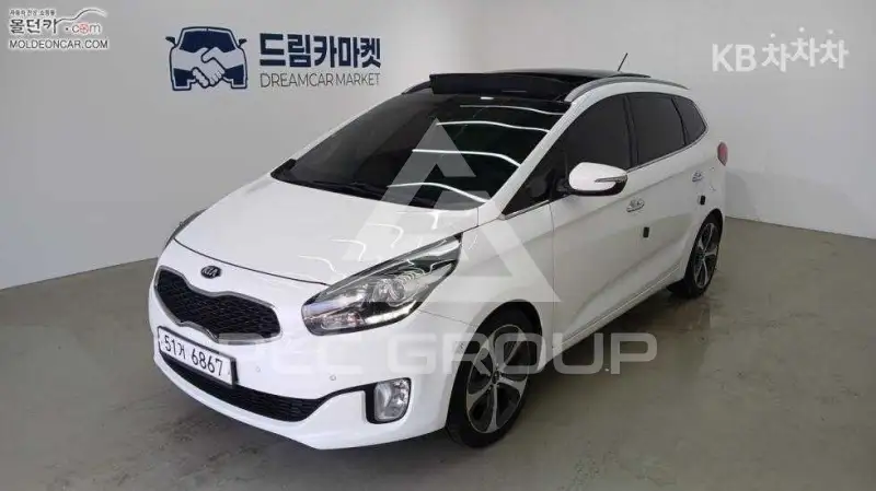 2013 KIA Carens