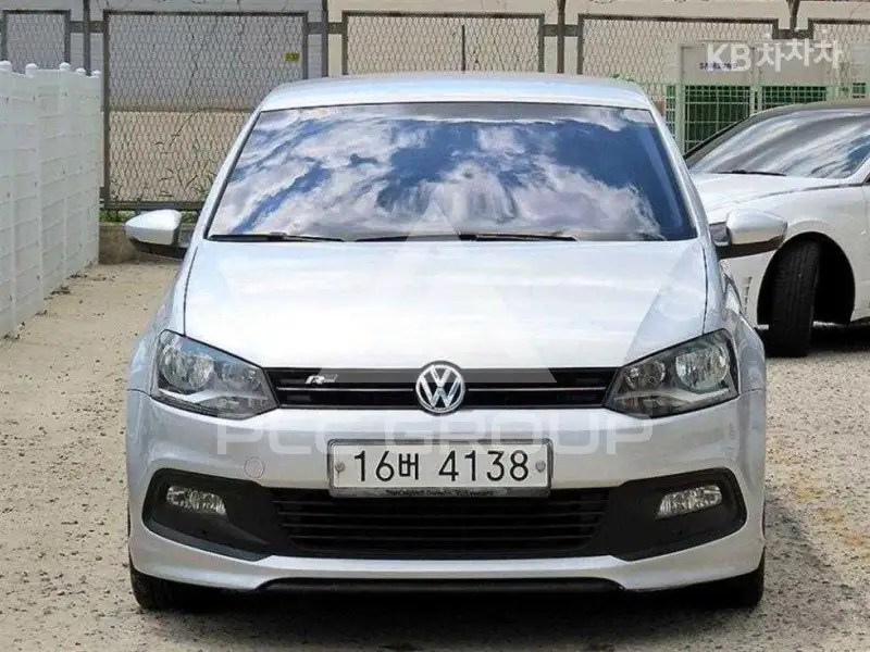 2013 Volkswagen Polo