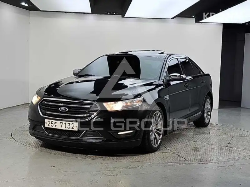 2013 Ford Taurus