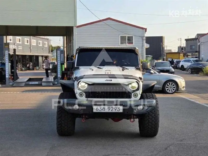 2013 Jeep WRANGLER