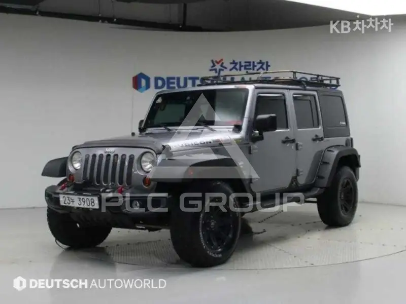 2013 Jeep WRANGLER