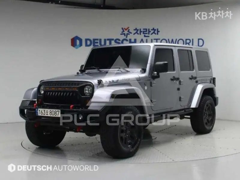 2013 Jeep WRANGLER