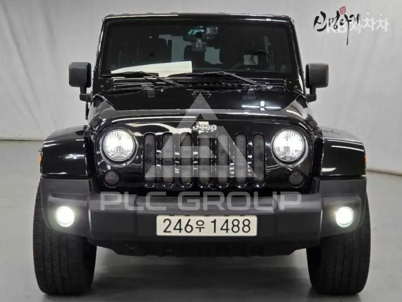 2013 Jeep WRANGLER