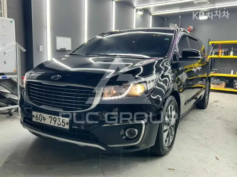 2014 KIA Carnival