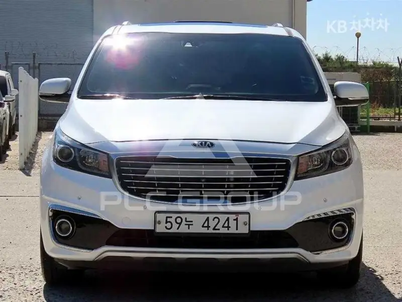 2014 KIA Carnival