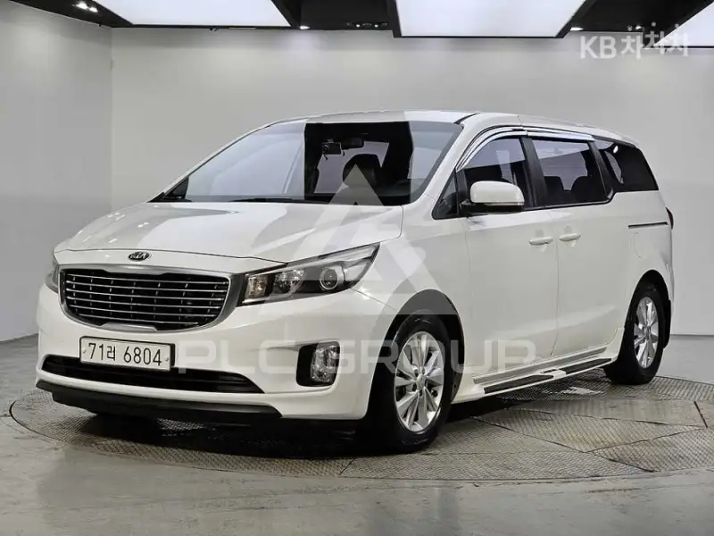 2014 KIA Carnival