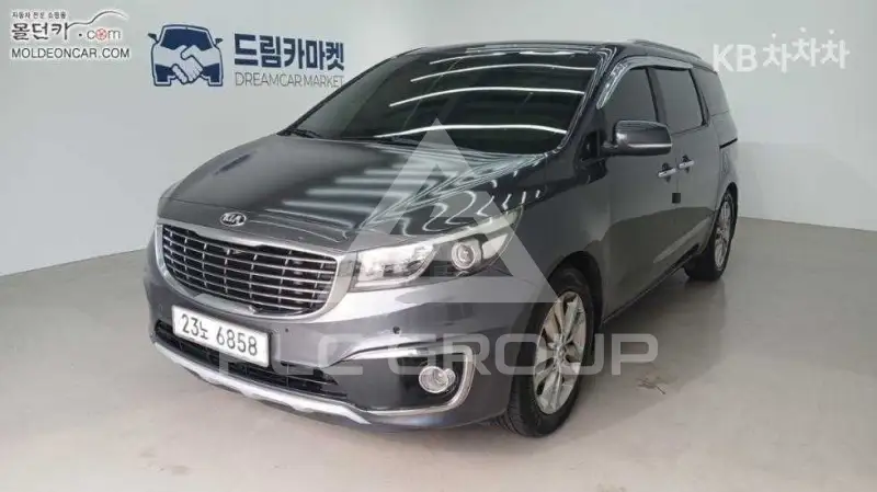 2014 KIA Carnival
