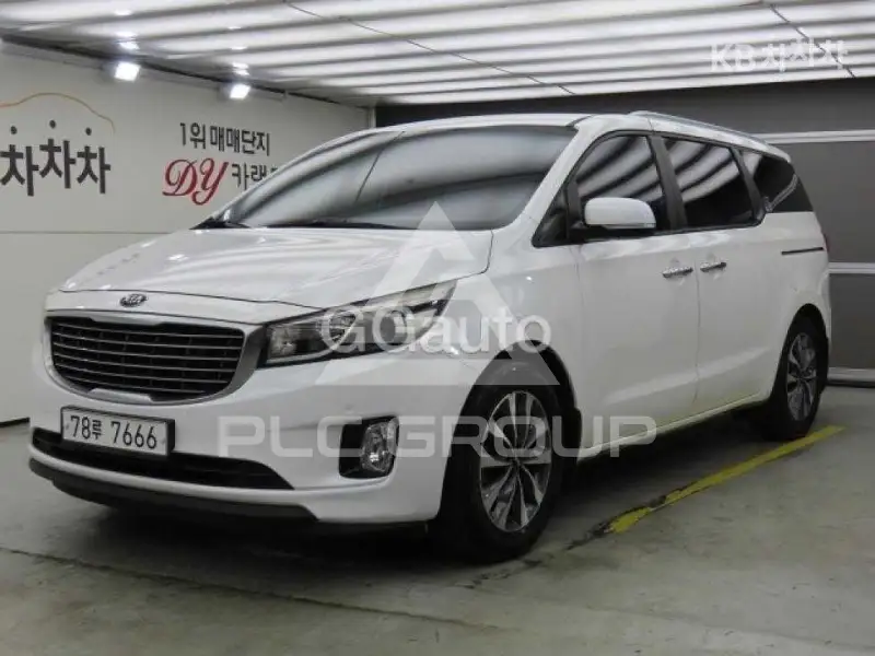 2014 KIA Carnival