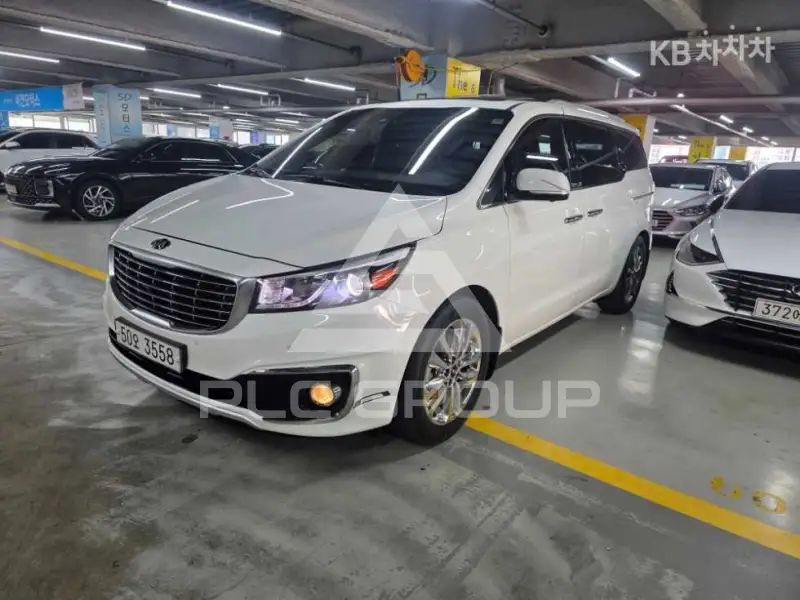 2014 KIA Carnival