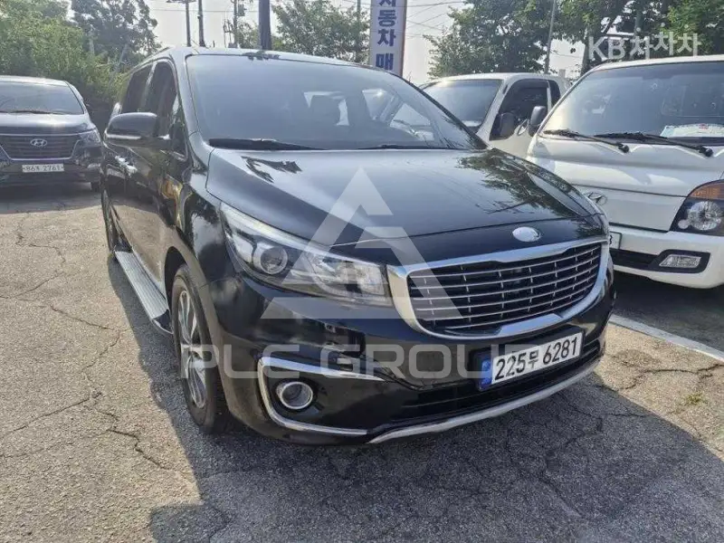 2014 KIA Carnival