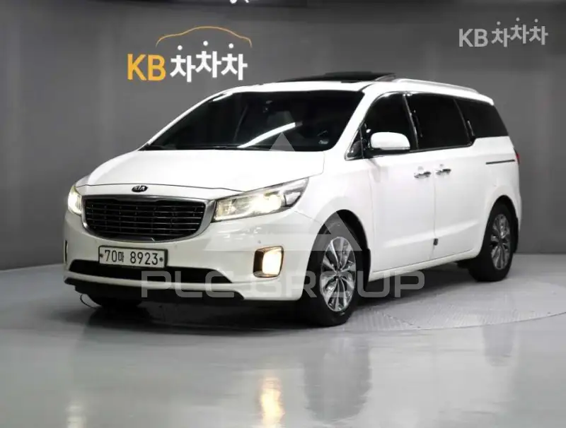 2014 KIA Carnival