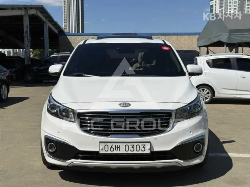 2014 KIA Carnival