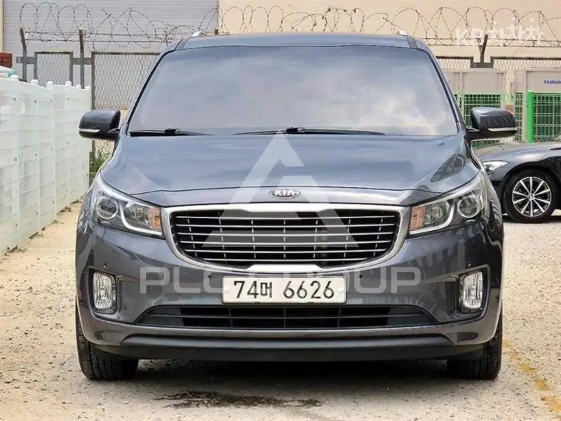 2014 KIA Carnival