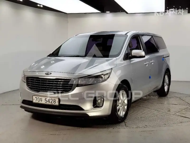 2014 KIA Carnival