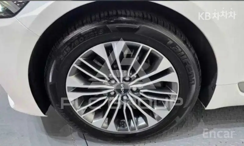 2014 KIA Carnival