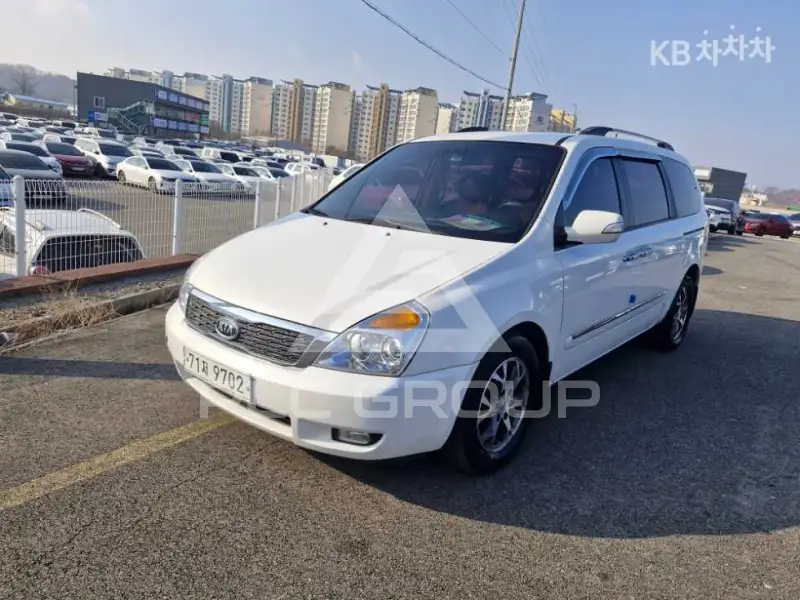 2014 KIA Carnival