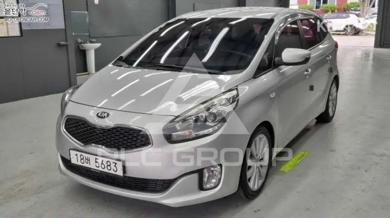 2014 KIA Carens