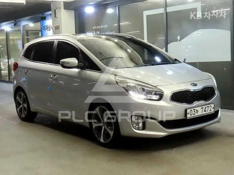 2014 KIA Carens