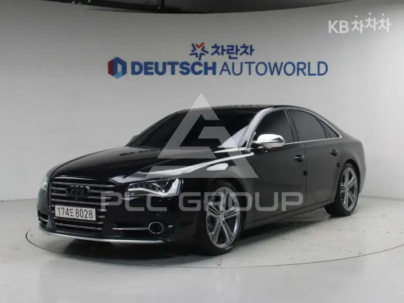 2014 Audi S8