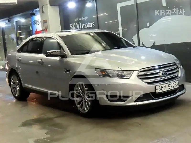 2014 Ford Taurus