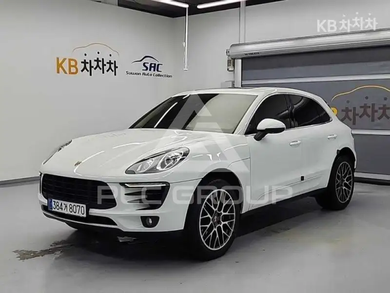 2014 Porsche Macan