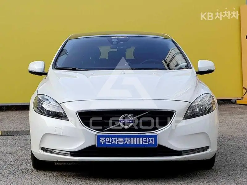 2014 Volvo V40