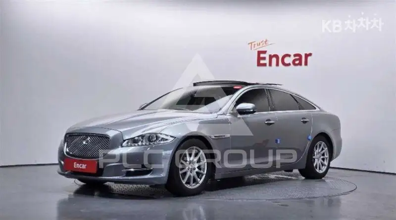 2014 Jaguar XJ