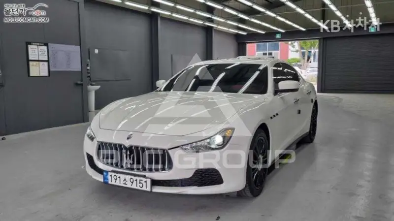 2014 Maserati GHIBLI