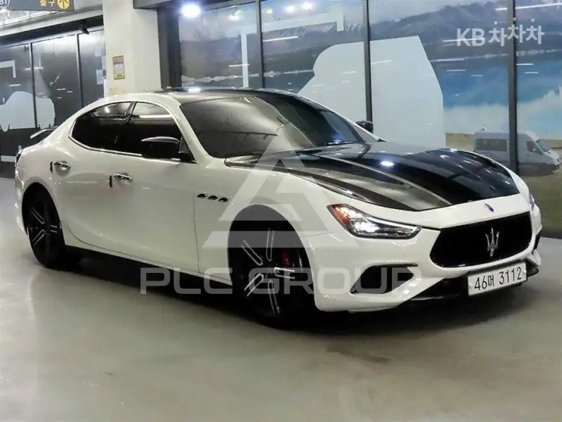 2014 Maserati GHIBLI