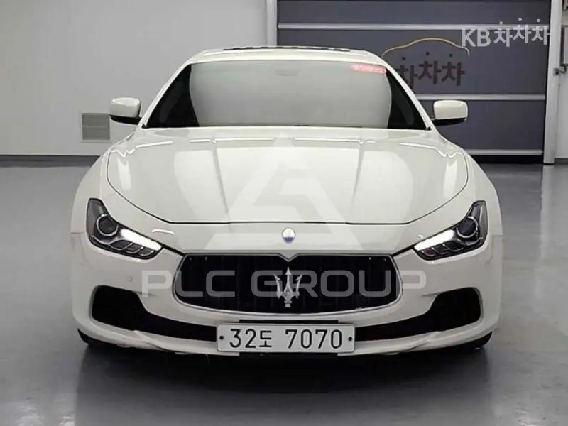 2014 Maserati GHIBLI