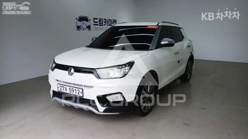 2015 KG Mobility Tivoli