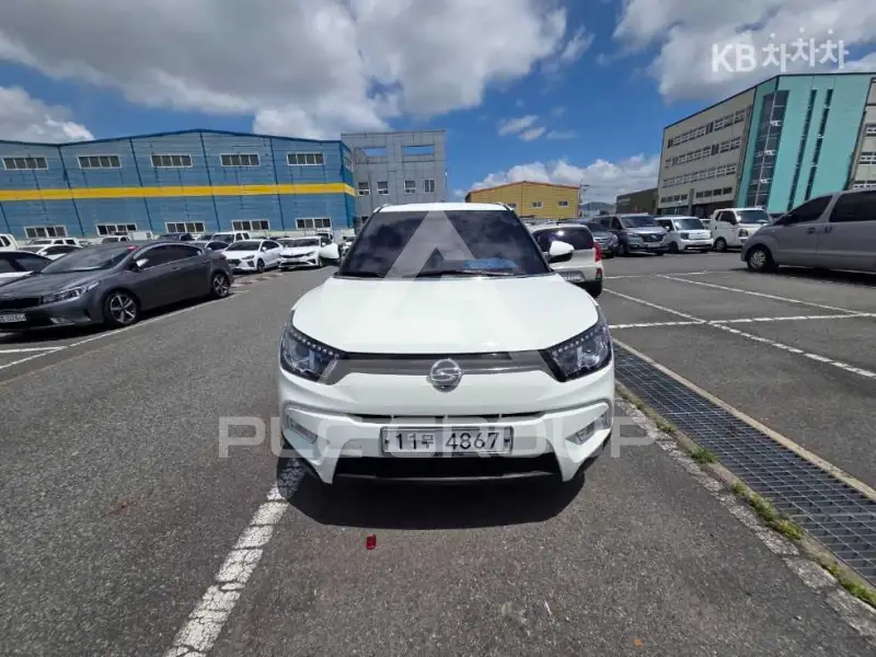2015 KG Mobility Tivoli