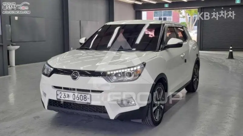 2015 KG Mobility Tivoli
