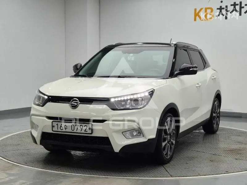 2015 KG Mobility Tivoli
